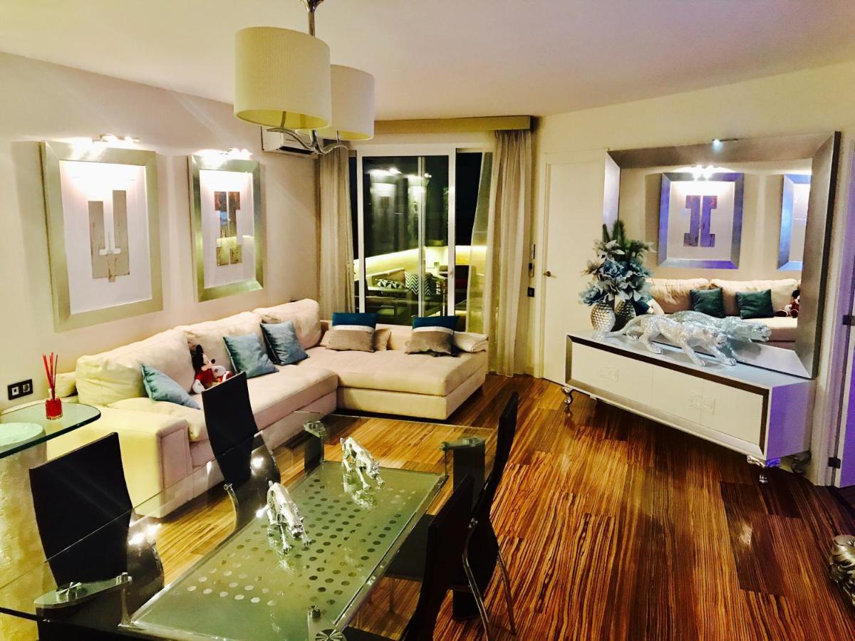 Luxury Apartament In Marina Бенальмадена Экстерьер фото