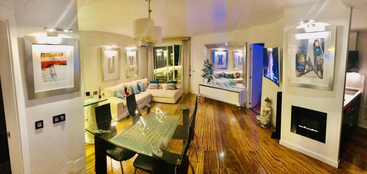 Luxury Apartament In Marina Бенальмадена Экстерьер фото