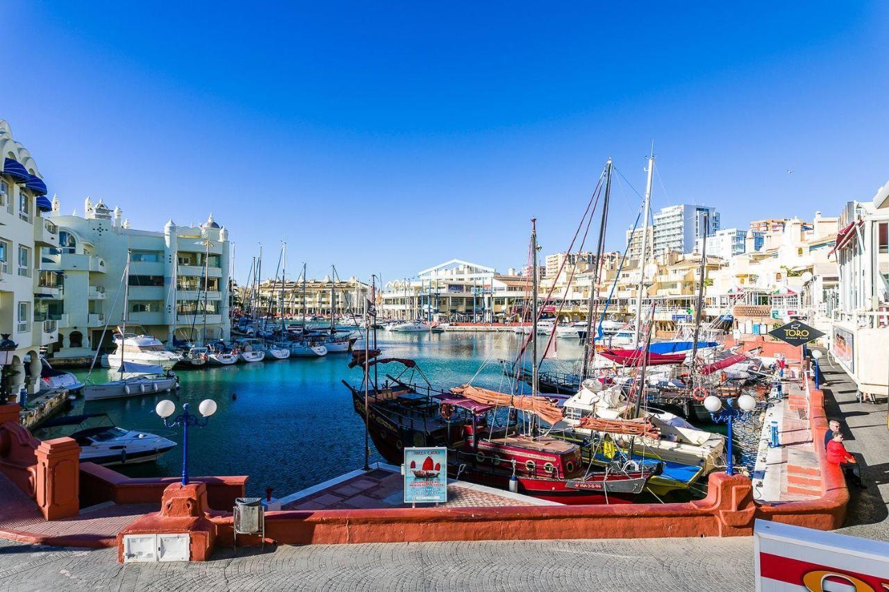 Luxury Apartament In Marina Бенальмадена Экстерьер фото